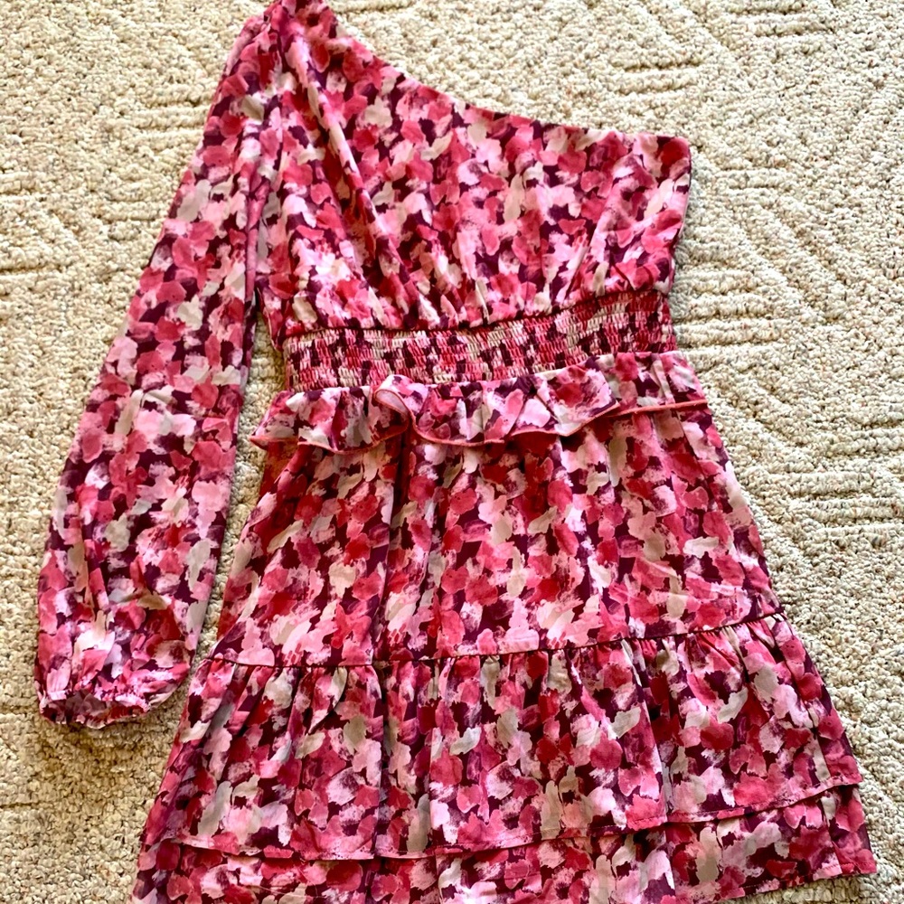 One shoulder pink floral tier ruffled dress large